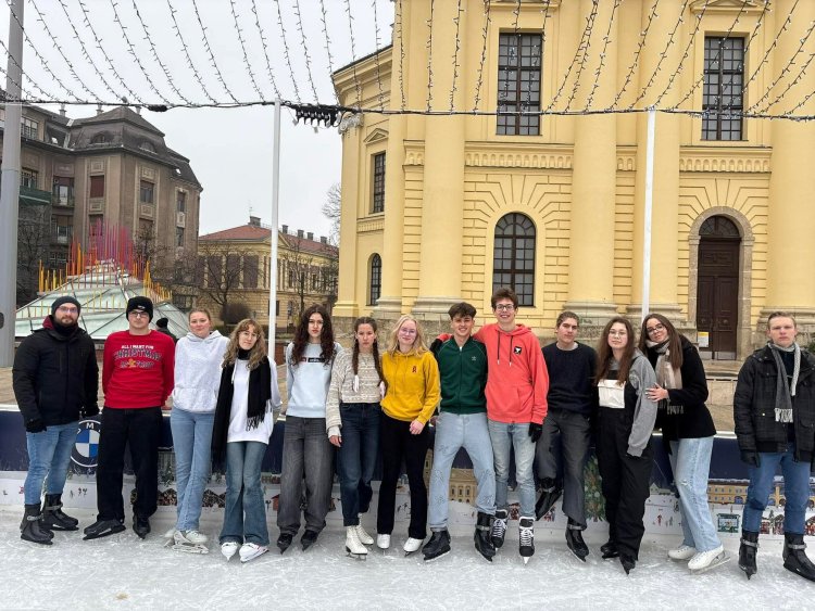 Adventi korcsolyázás