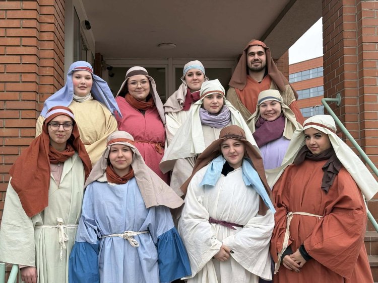 10. jubileumi virágvasárnapi városi keresztút