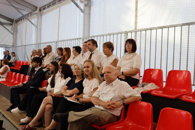 Tanévnyitó és kettős jubileum a Szent Lászlóban