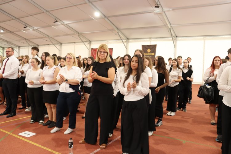 Tanévnyitó és kettős jubileum a Szent Lászlóban