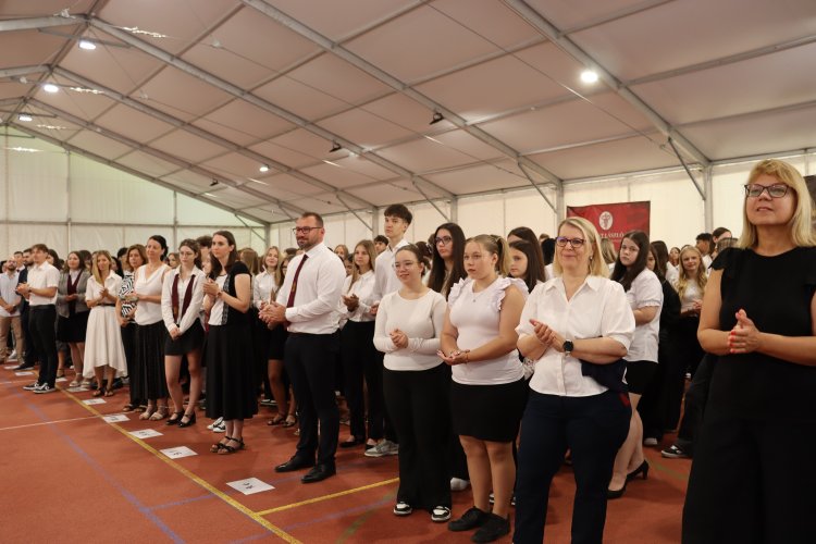 Tanévnyitó és kettős jubileum a Szent Lászlóban