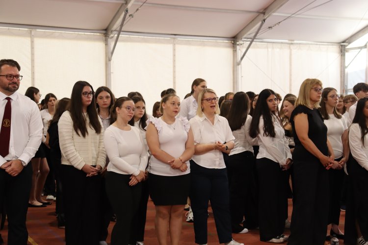 Tanévnyitó és kettős jubileum a Szent Lászlóban