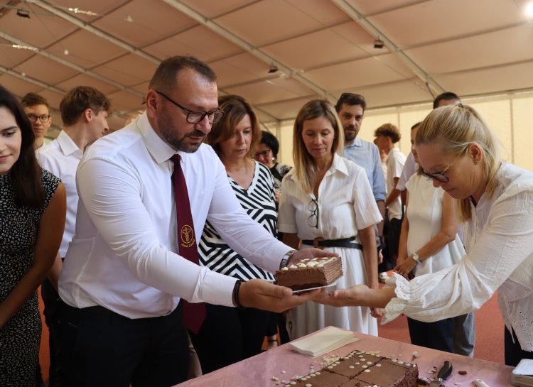 Tanévnyitó és kettős jubileum a Szent Lászlóban